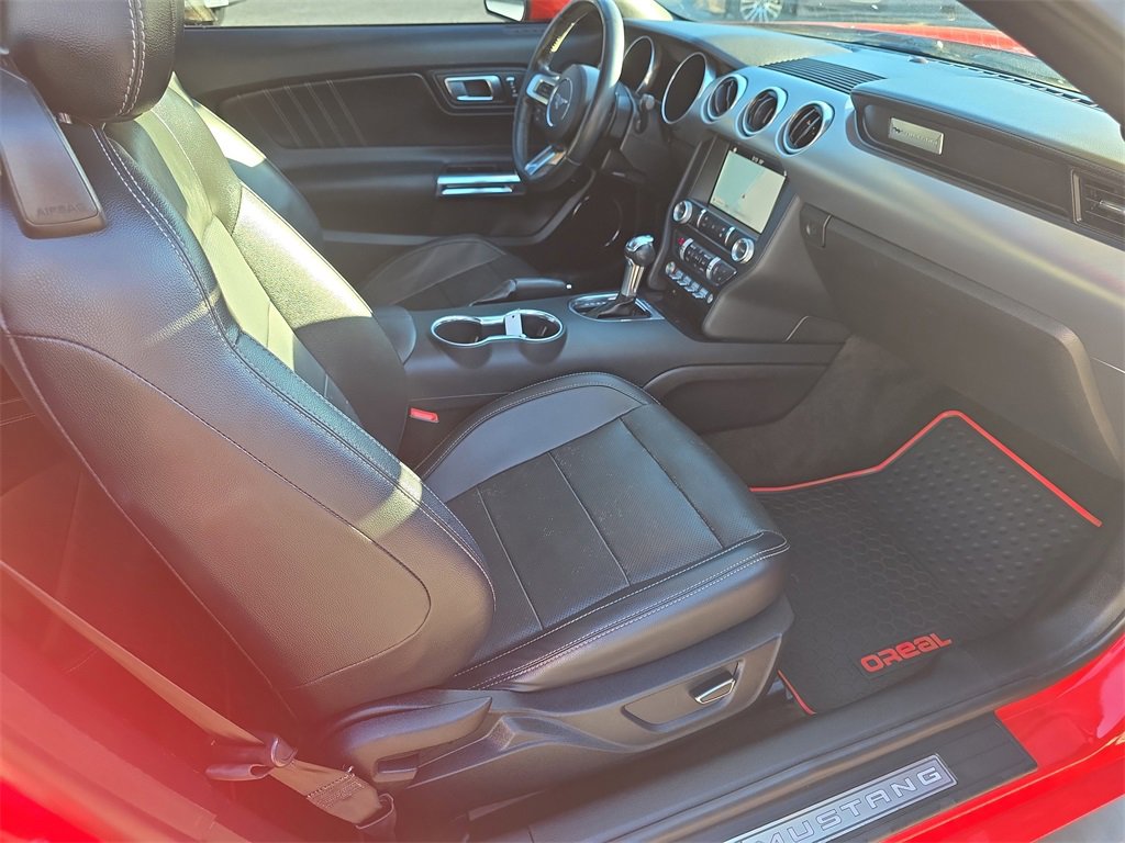 Used 2019 Ford Mustang GT Premium image 32