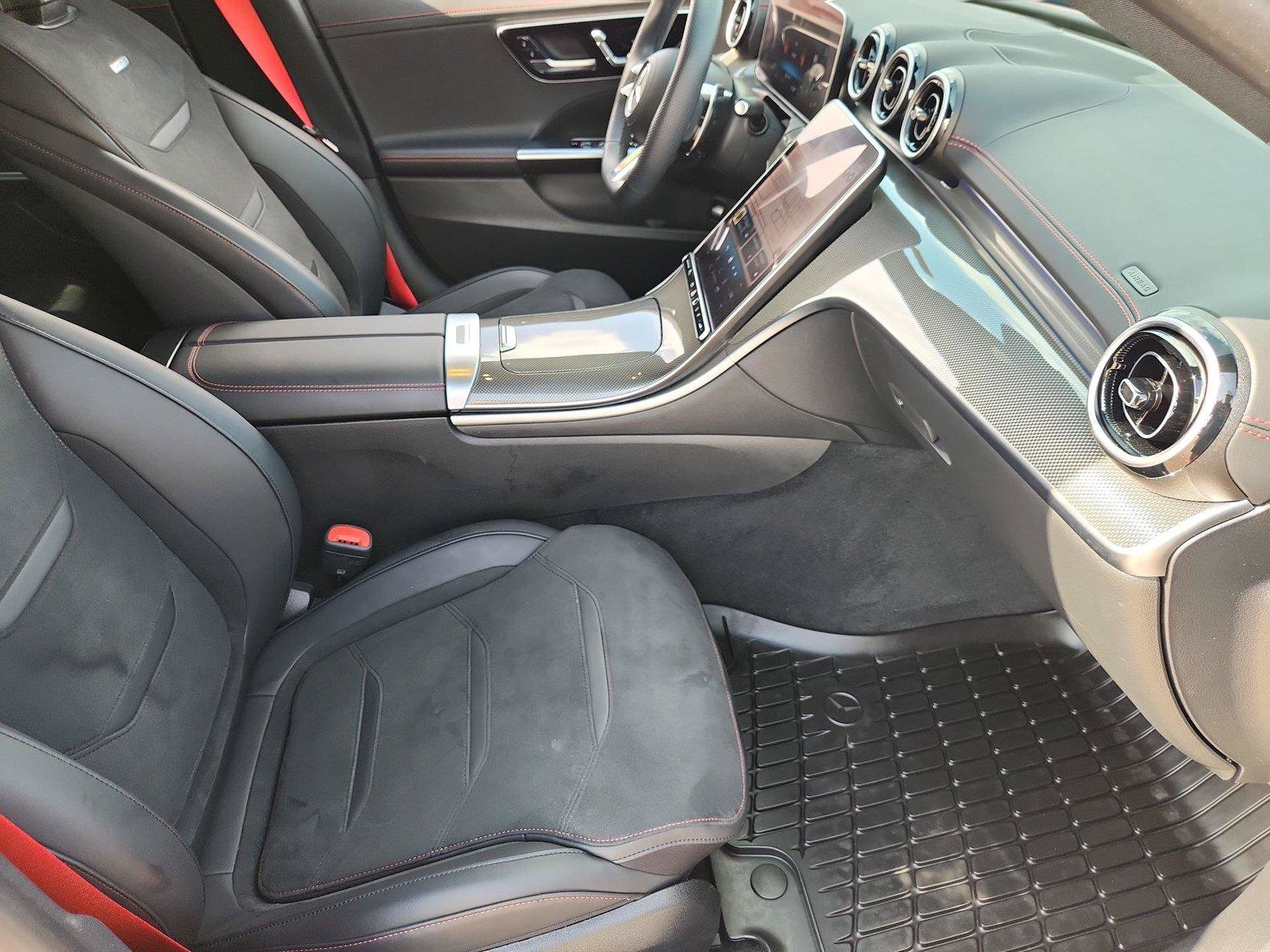 Used 2024 Mercedes-Benz C 43 AMG 4MATIC Sedan image 29