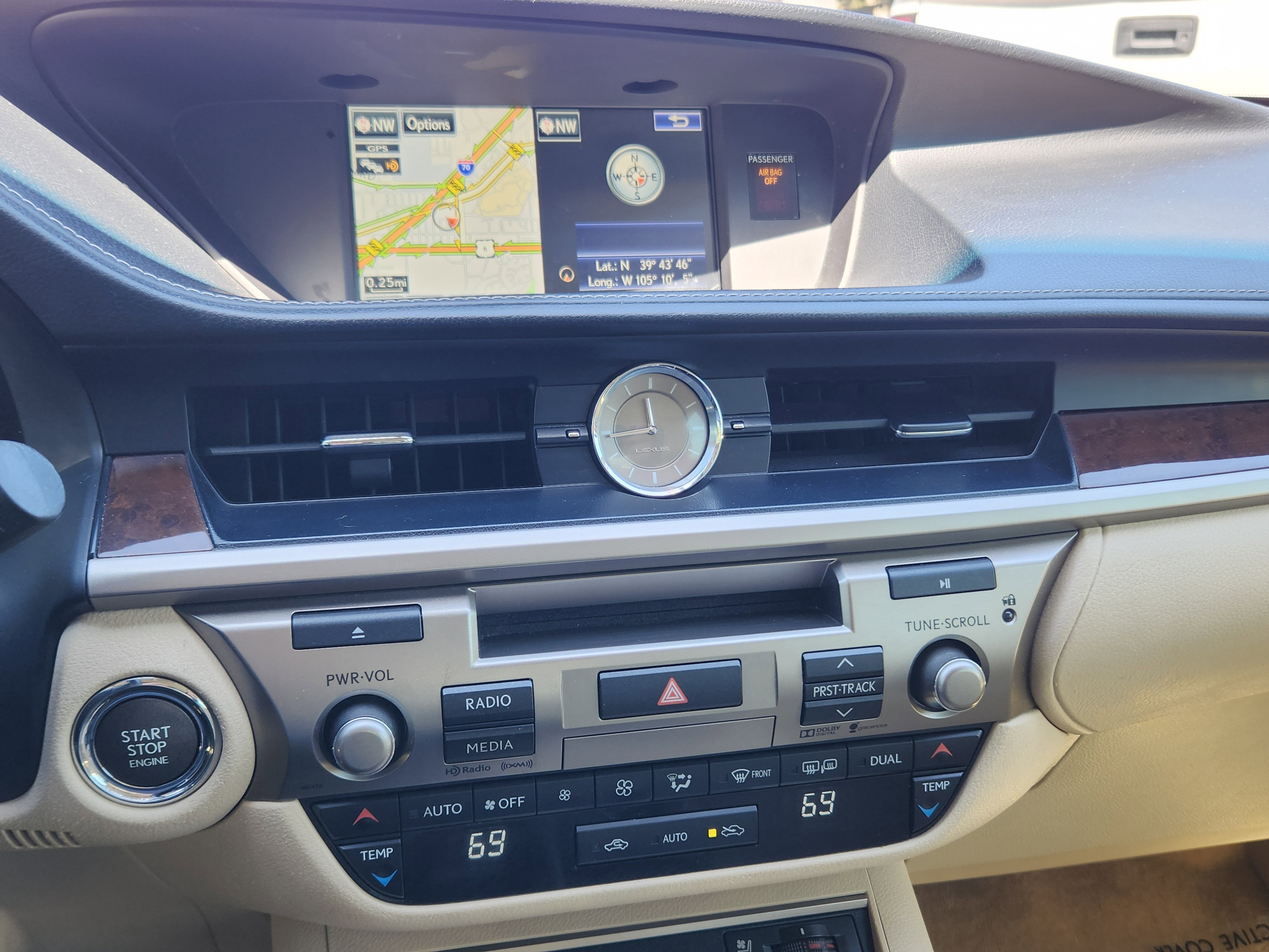 Used 2015 Lexus ES 350 w/ Premium Package FWD image 10