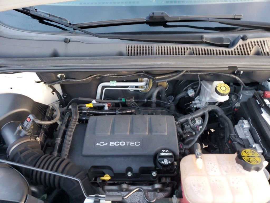 Used 2019 Chevrolet Trax LT w/ LT Convenience Package image 12