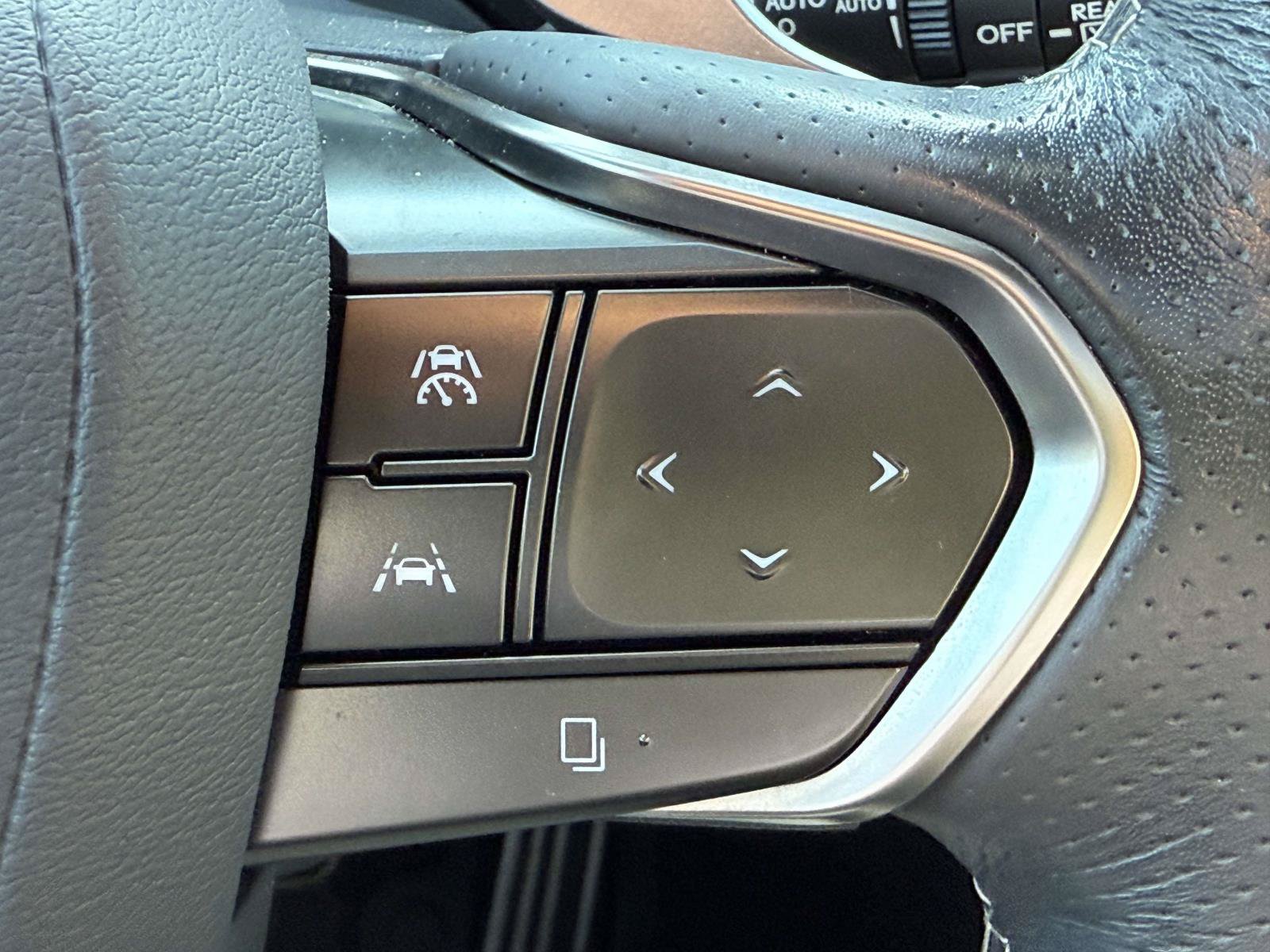 Used 2025 Lexus RX 500h F Sport AWD/4WD image 21