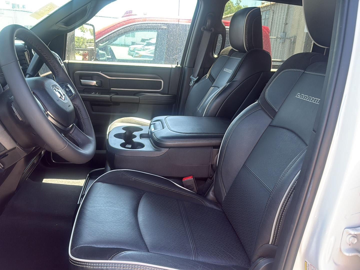 Used 2026 RAM 2500 Laramie AWD/4WD image 11