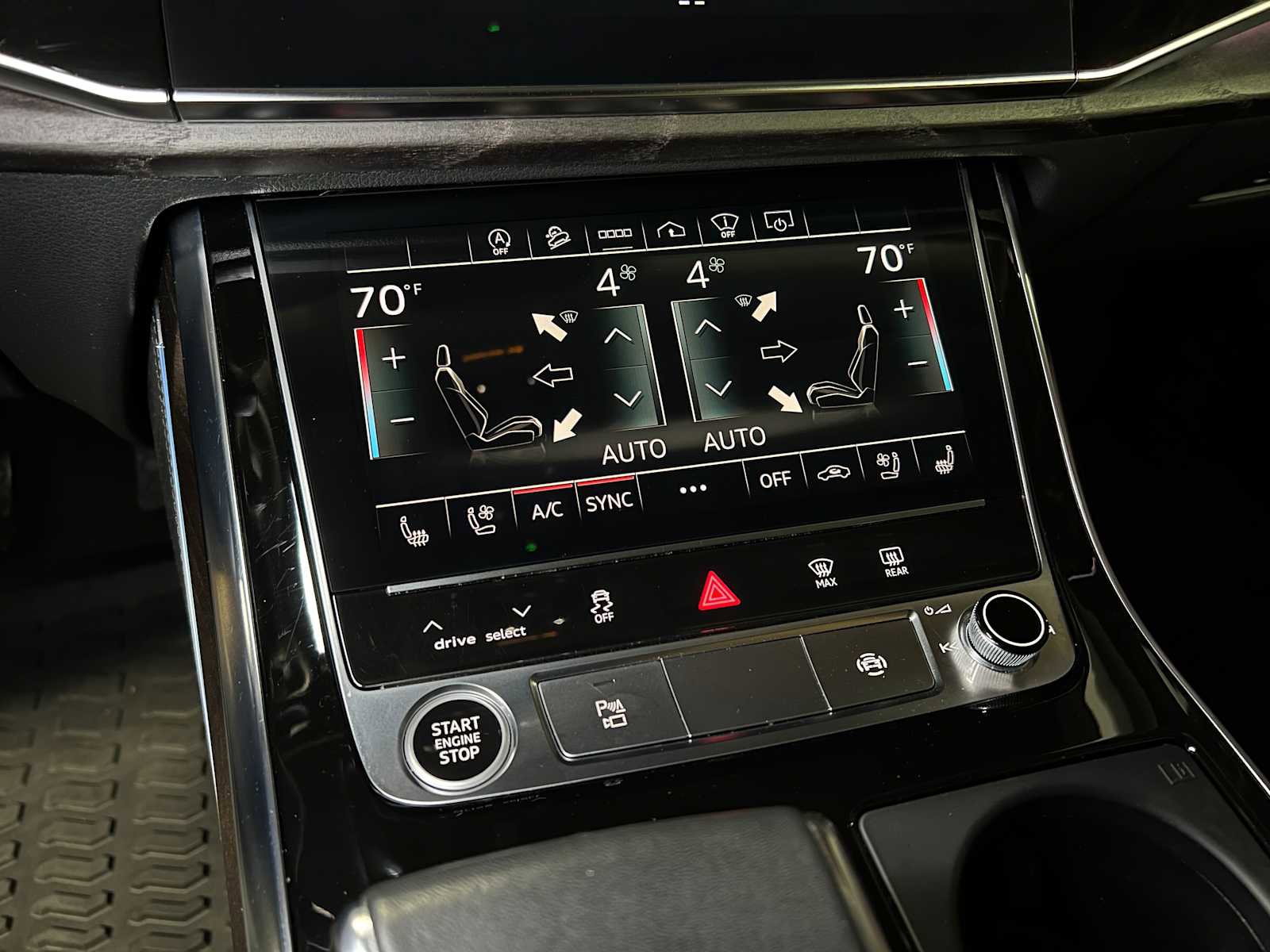 Used 2022 Audi Q8 Prestige image 38