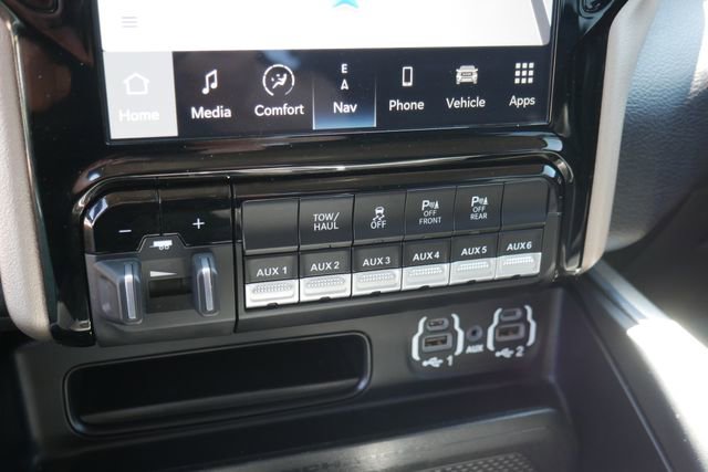 Used 2024 RAM 2500 Laramie AWD/4WD image 25