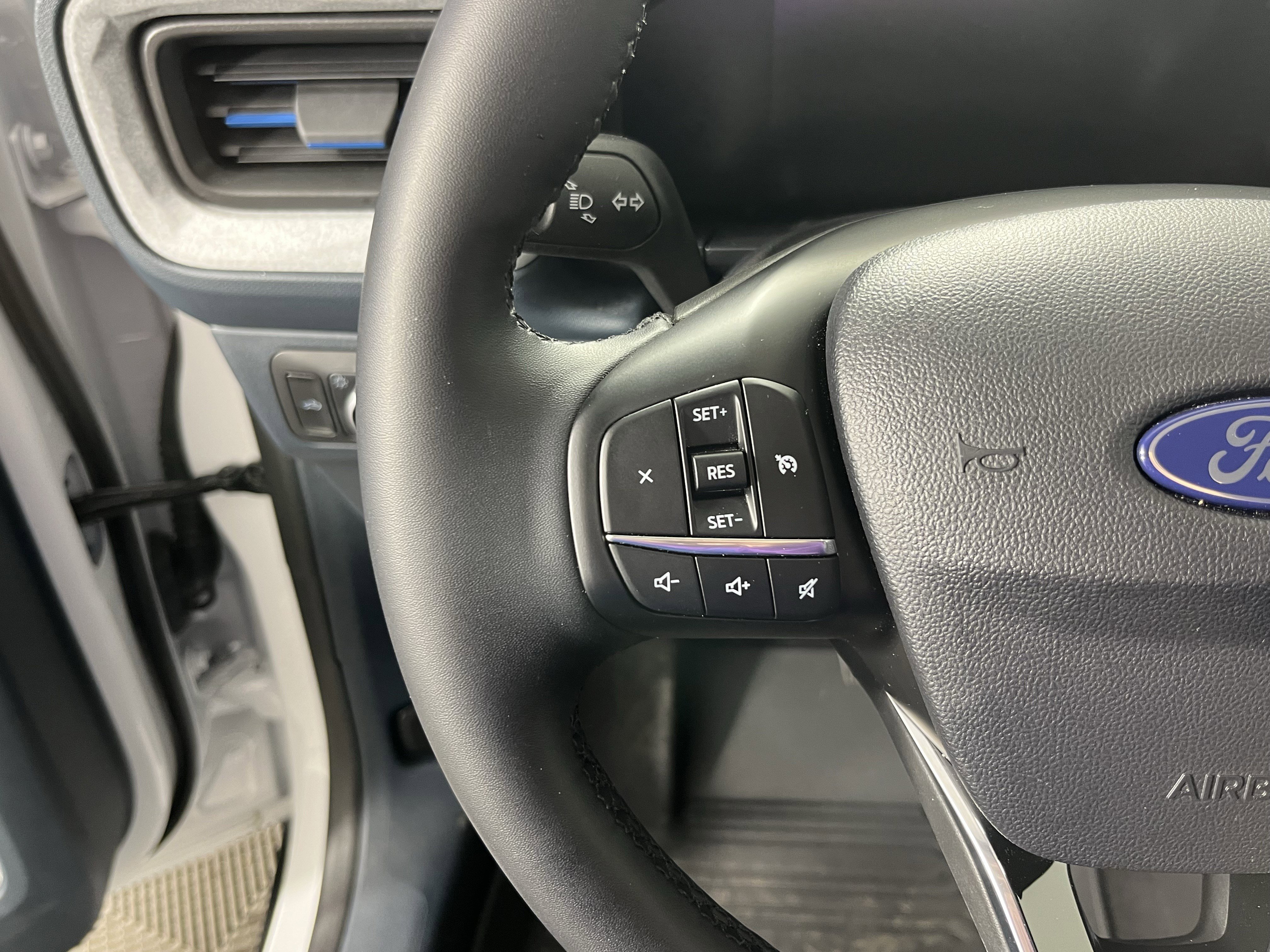 Used 2025 Ford Maverick XLT w/ XLT Luxury Package image 19