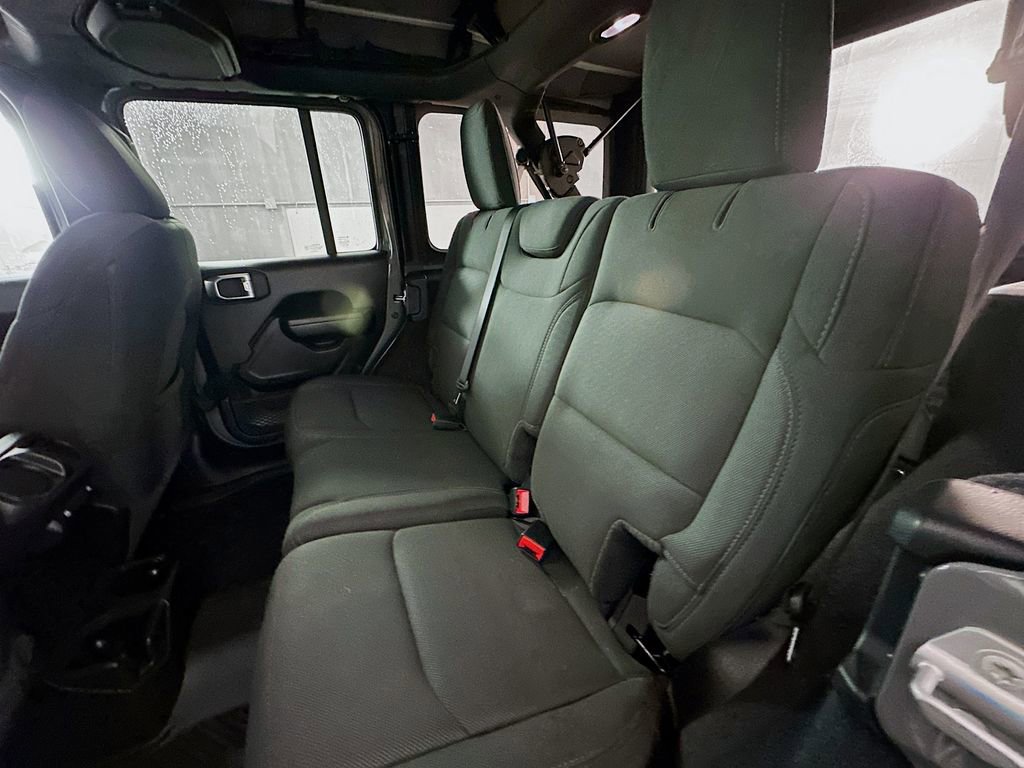Used 2022 Jeep Wrangler Unlimited Sport image 24