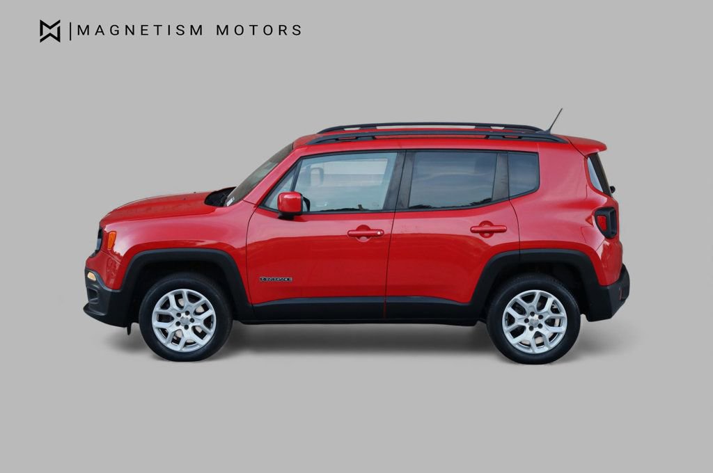 Used 2015 Jeep Renegade Latitude image 2