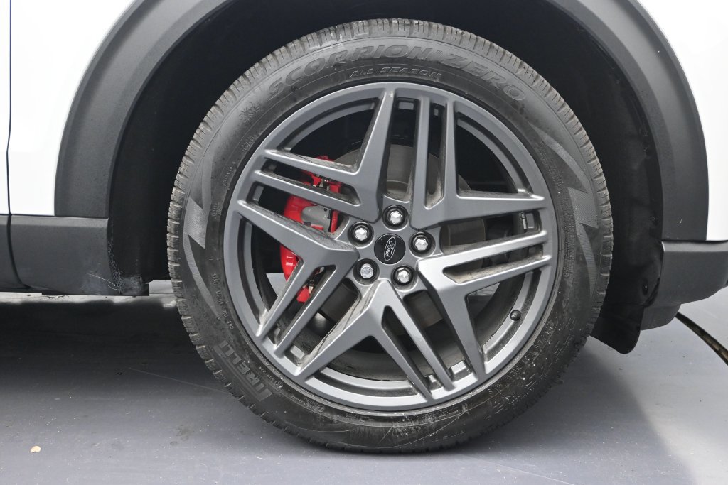 Used 2026 Ford Explorer ST-Line w/ ST-Line Street Pack RWD image 9