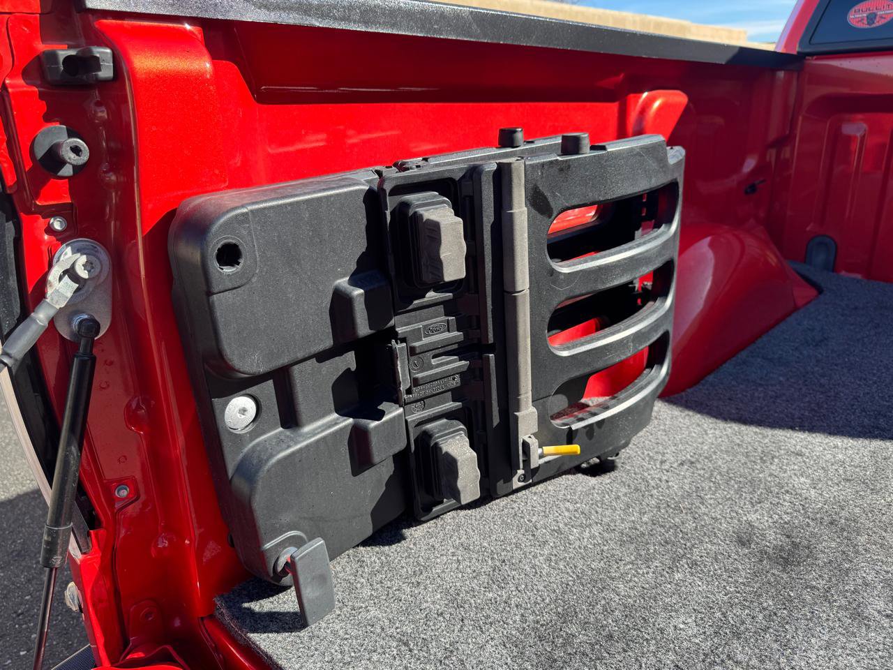 Used 2010 Ford F150 Raptor image 10