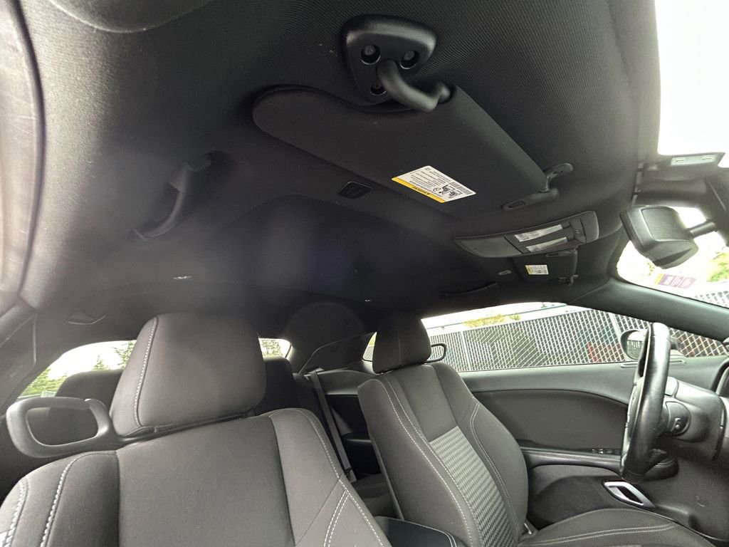 Used 2021 Dodge Challenger SXT w/ Driver Convenience Group RWD image 27
