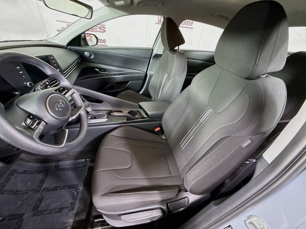 Certified 2023 Hyundai Elantra SEL FWD image 24