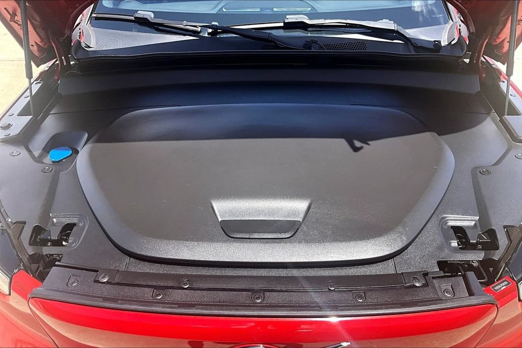 Certified 2023 Volvo C40 P8 Recharge Plus AWD/4WD image 13