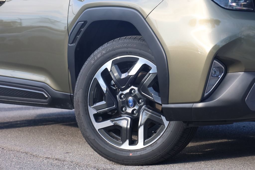 Certified 2025 Subaru Forester Limited image 2