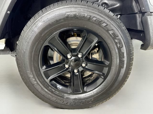 Used 2022 Jeep Wrangler Unlimited Sport AWD/4WD image 35