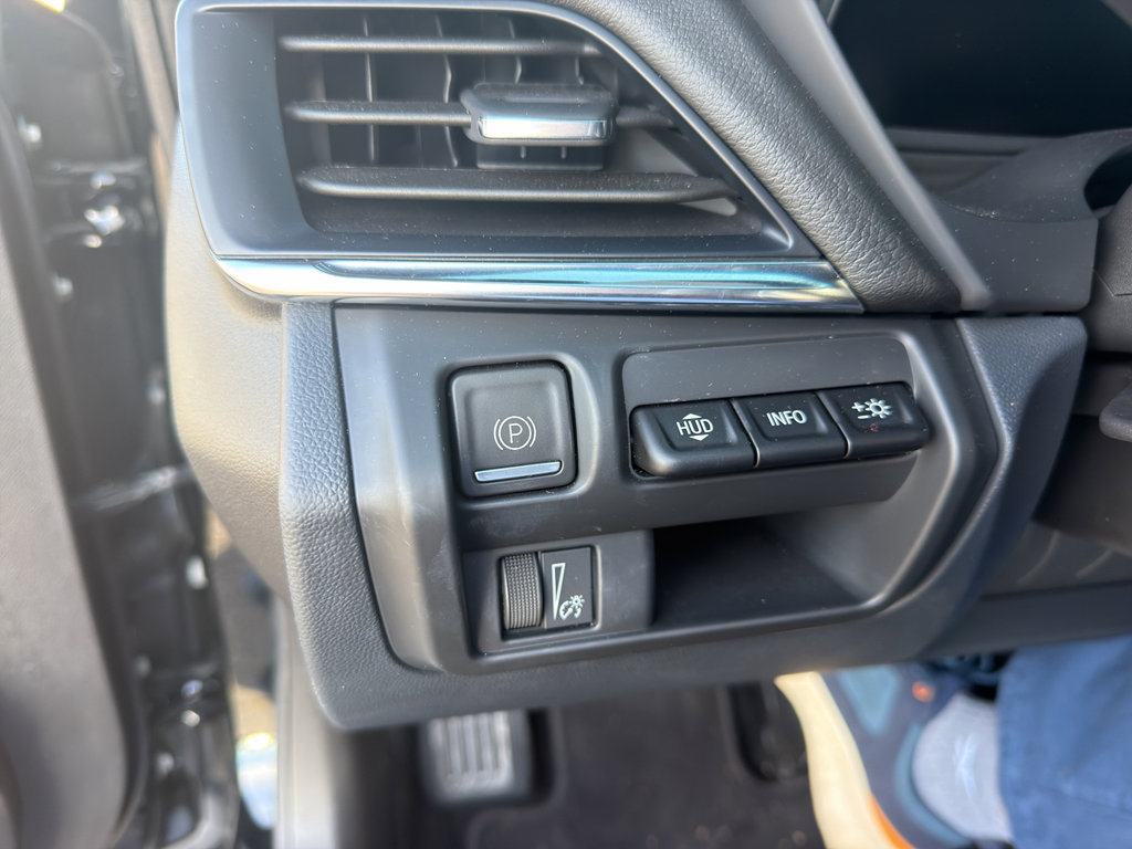 Used 2025 Cadillac CT4 Sport AWD/4WD image 18