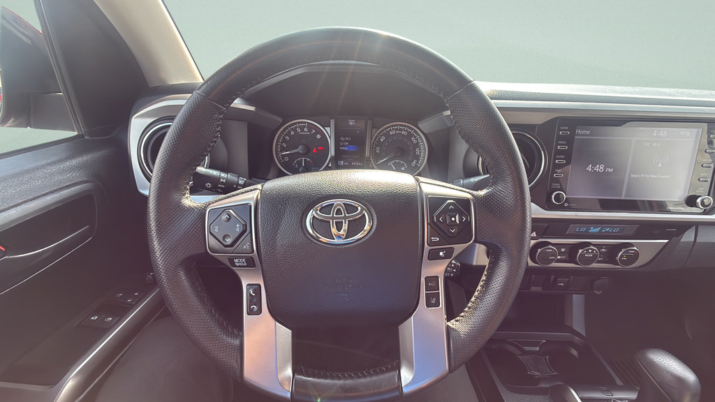 Used 2021 Toyota Tacoma SR5 AWD/4WD image 14