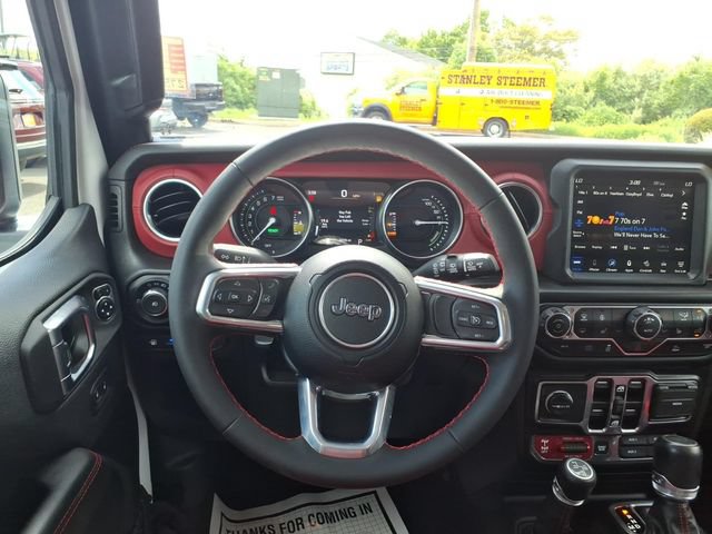 Used 2023 Jeep Wrangler Unlimited Rubicon 4xe AWD/4WD image 20