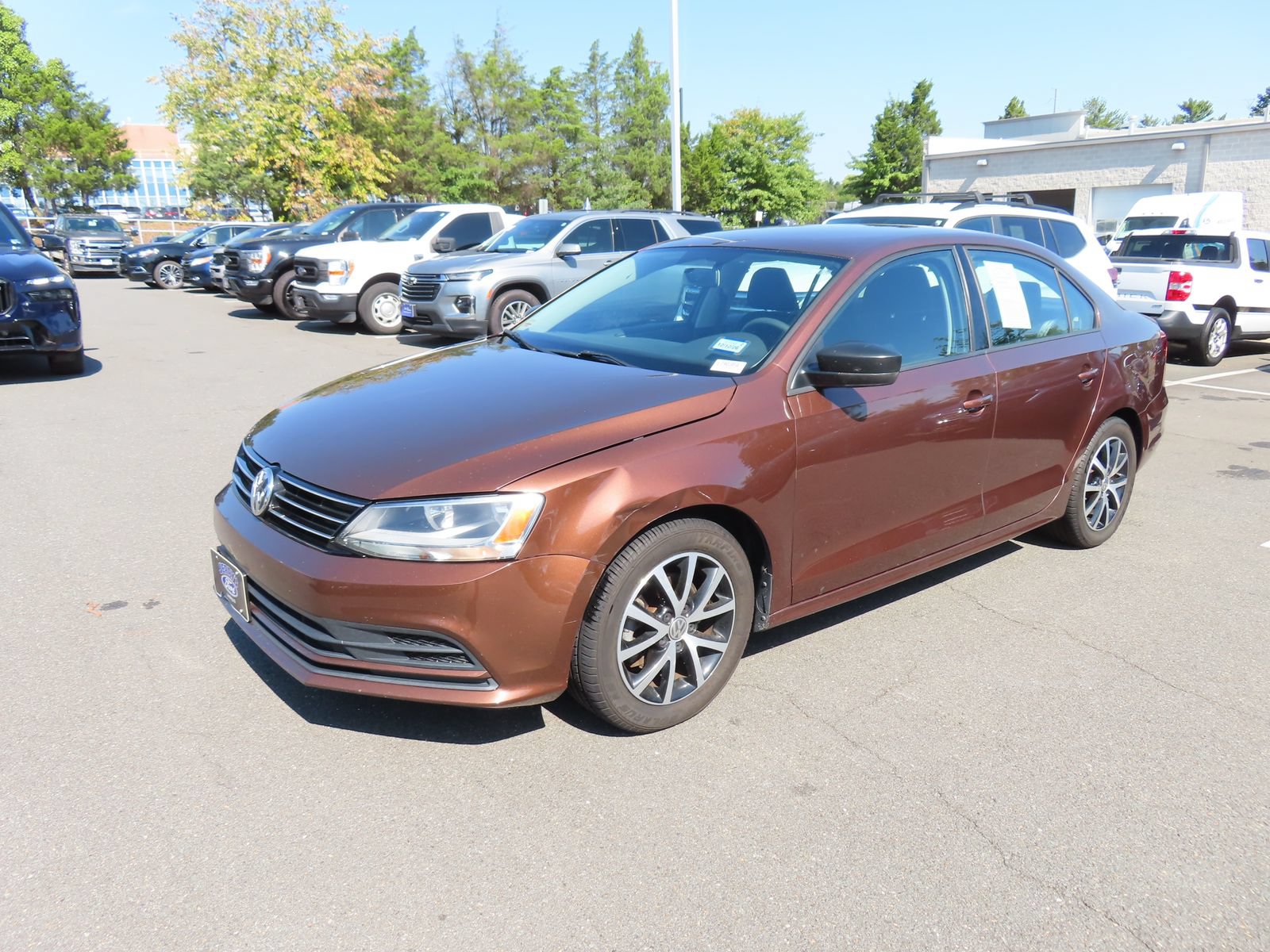 Used 2016 Volkswagen Jetta SE FWD image 3