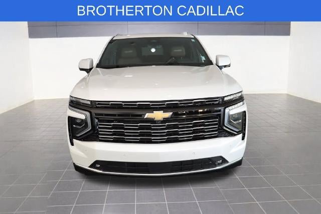 Used 2025 Chevrolet Tahoe High Country AWD/4WD image 11
