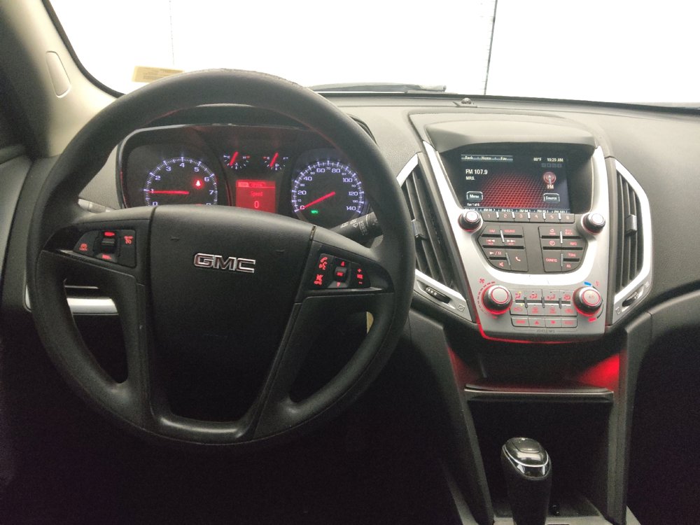 Used 2017 GMC Terrain SLE image 22