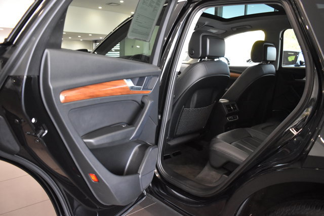 Used 2023 Audi Q5 2.0T Premium image 28