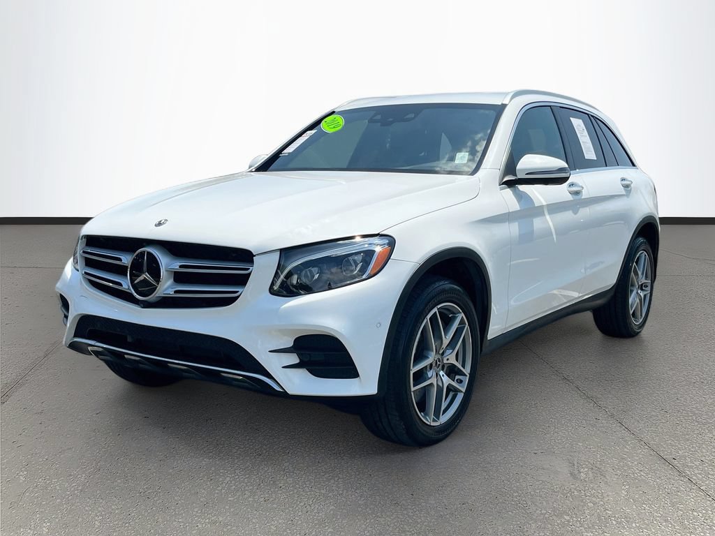 Used 2019 Mercedes-Benz GLC 300 4MATIC image 3