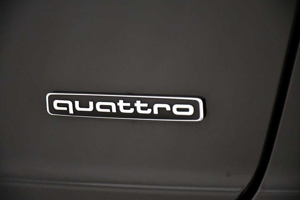 New 2026 Audi Q8 Prestige image 9