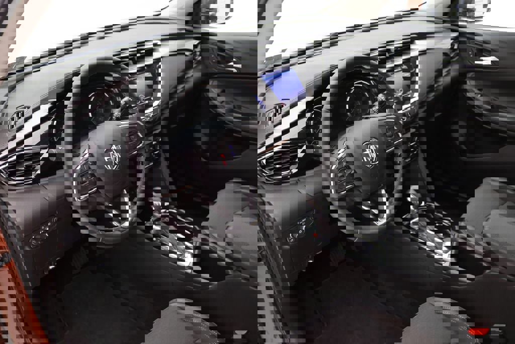 Used 2020 Buick Encore GX Select image 13