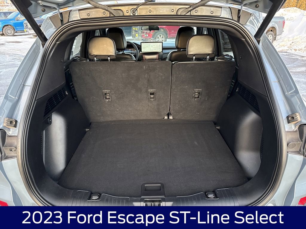 Certified 2023 Ford Escape ST-Line Select w/ Tech Pack #1 image 16