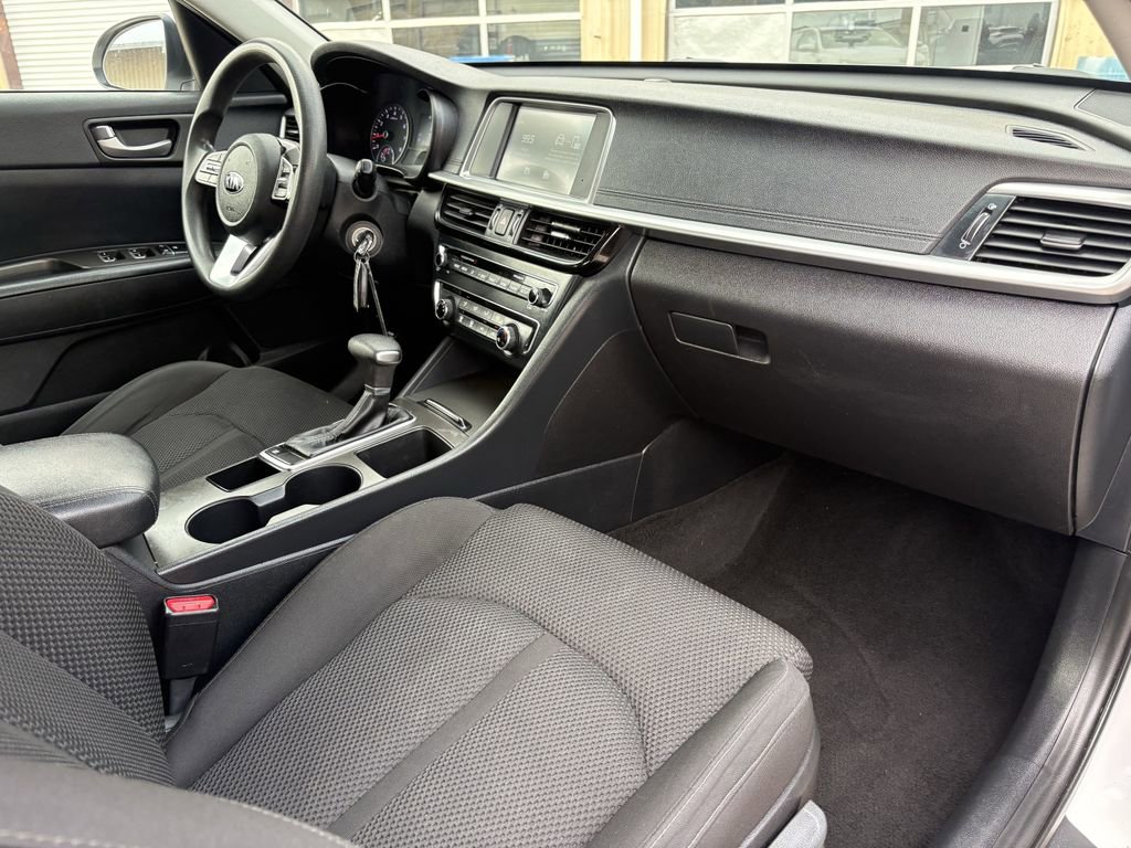 Used 2020 Kia Optima LX FWD image 27