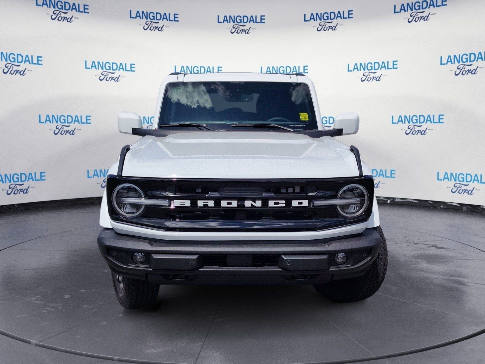 New 2026 Ford Bronco Outer Banks AWD/4WD image 12