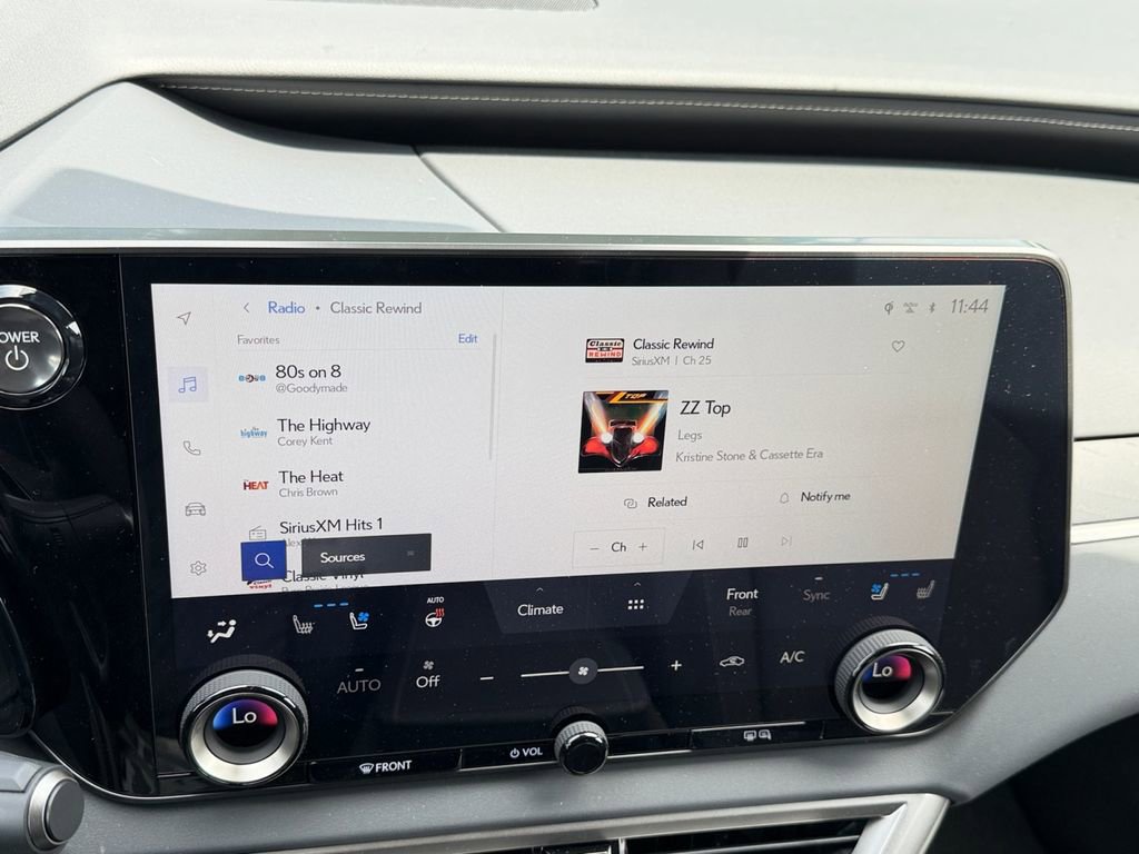 New 2026 Lexus RX 350h AWD/4WD image 17