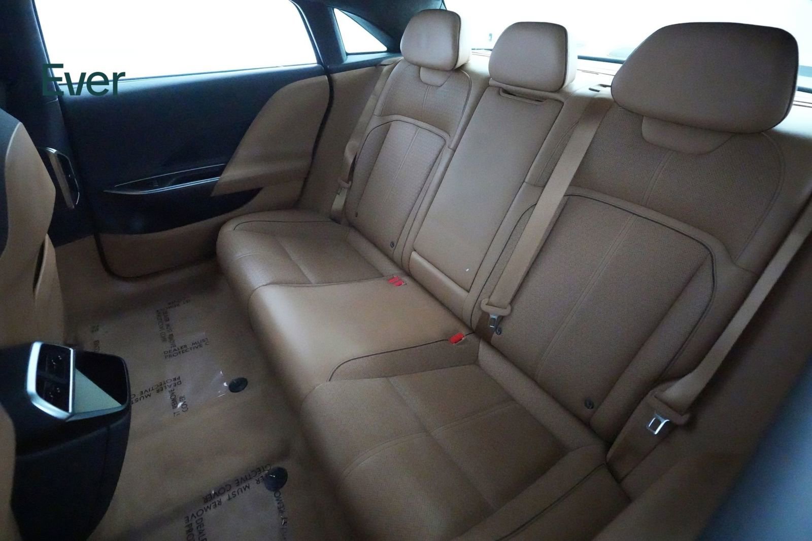 Used 2022 Lucid Air Grand Touring image 24