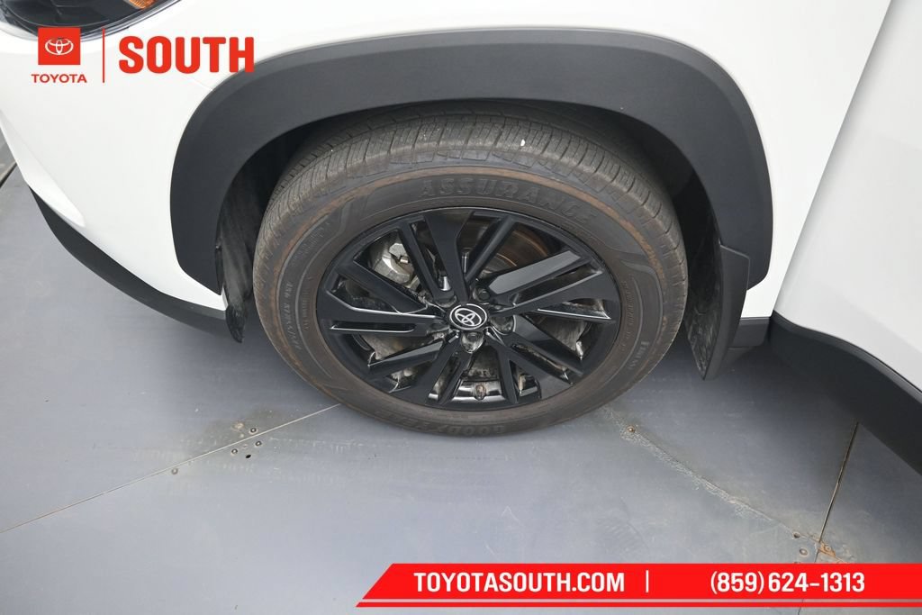 Used 2026 Toyota Corolla Cross AWD Hybrid w/ Convenience Package image 39