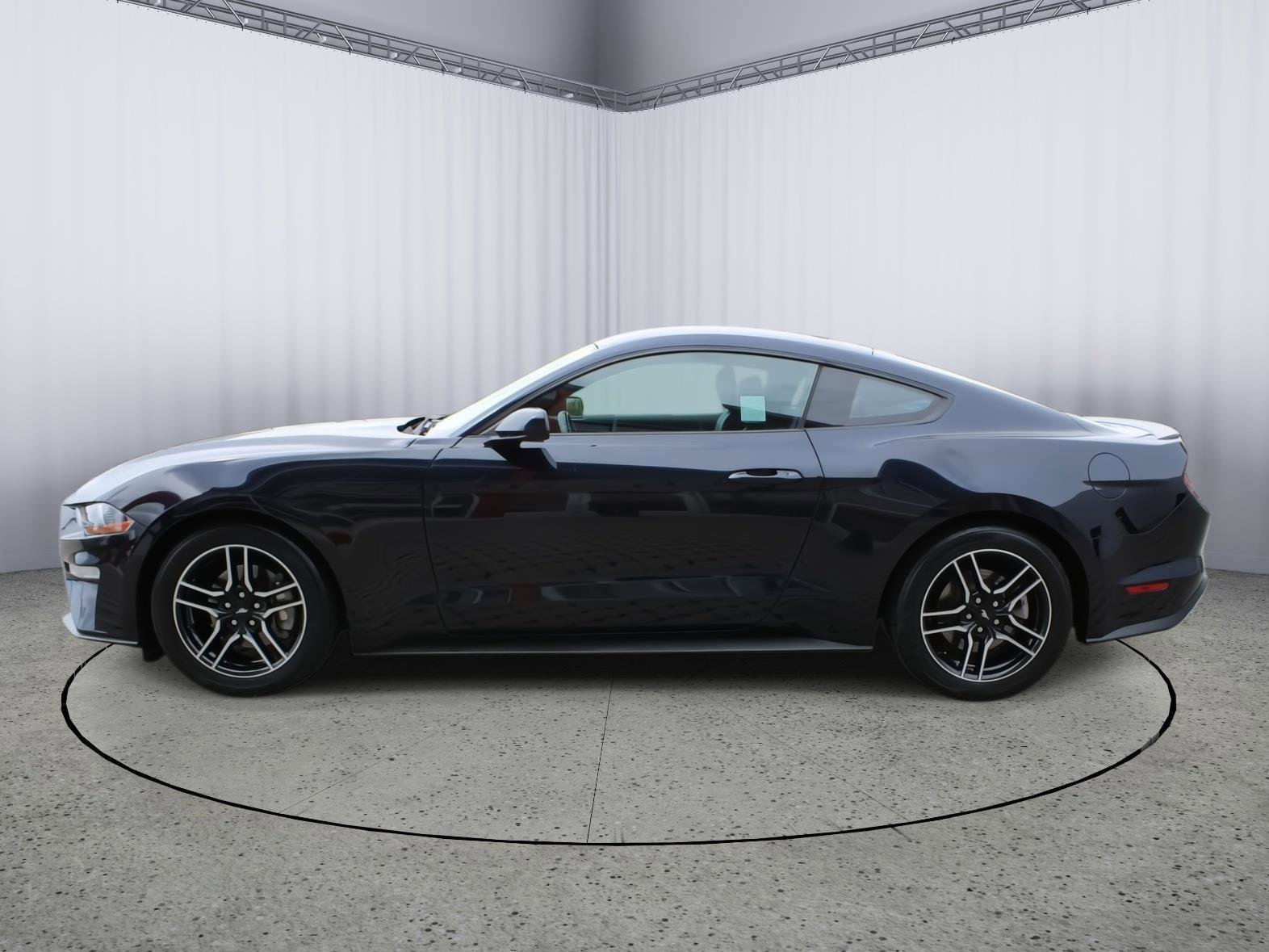 Used 2021 Ford Mustang Premium RWD image 5
