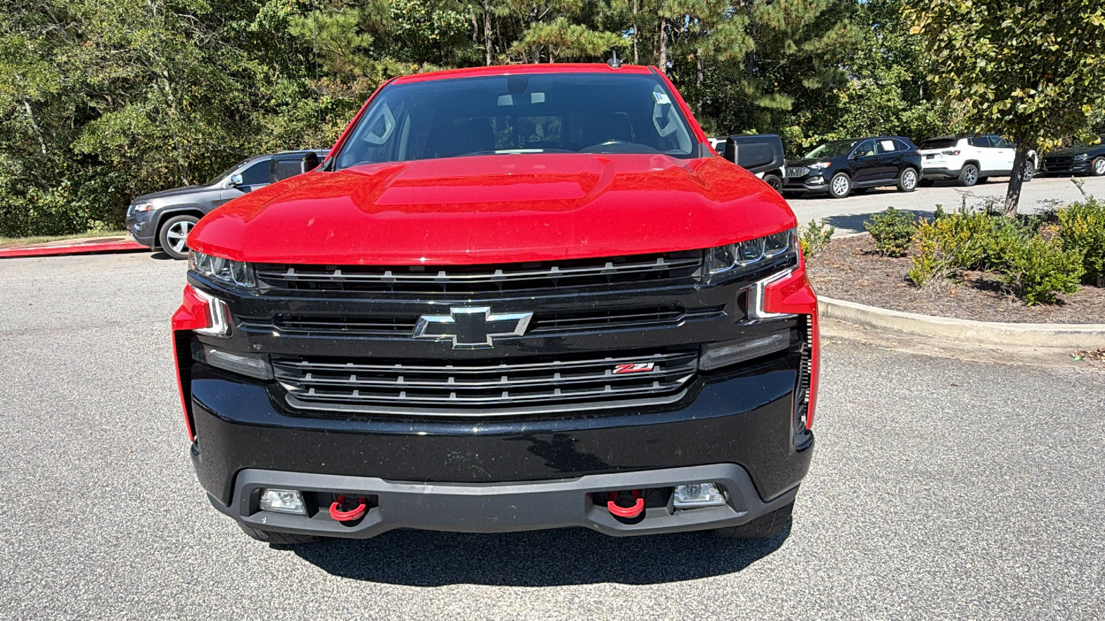 Used 2021 Chevrolet Silverado 1500 LT Trail Boss w/ Convenience Package II AWD/4WD image 3