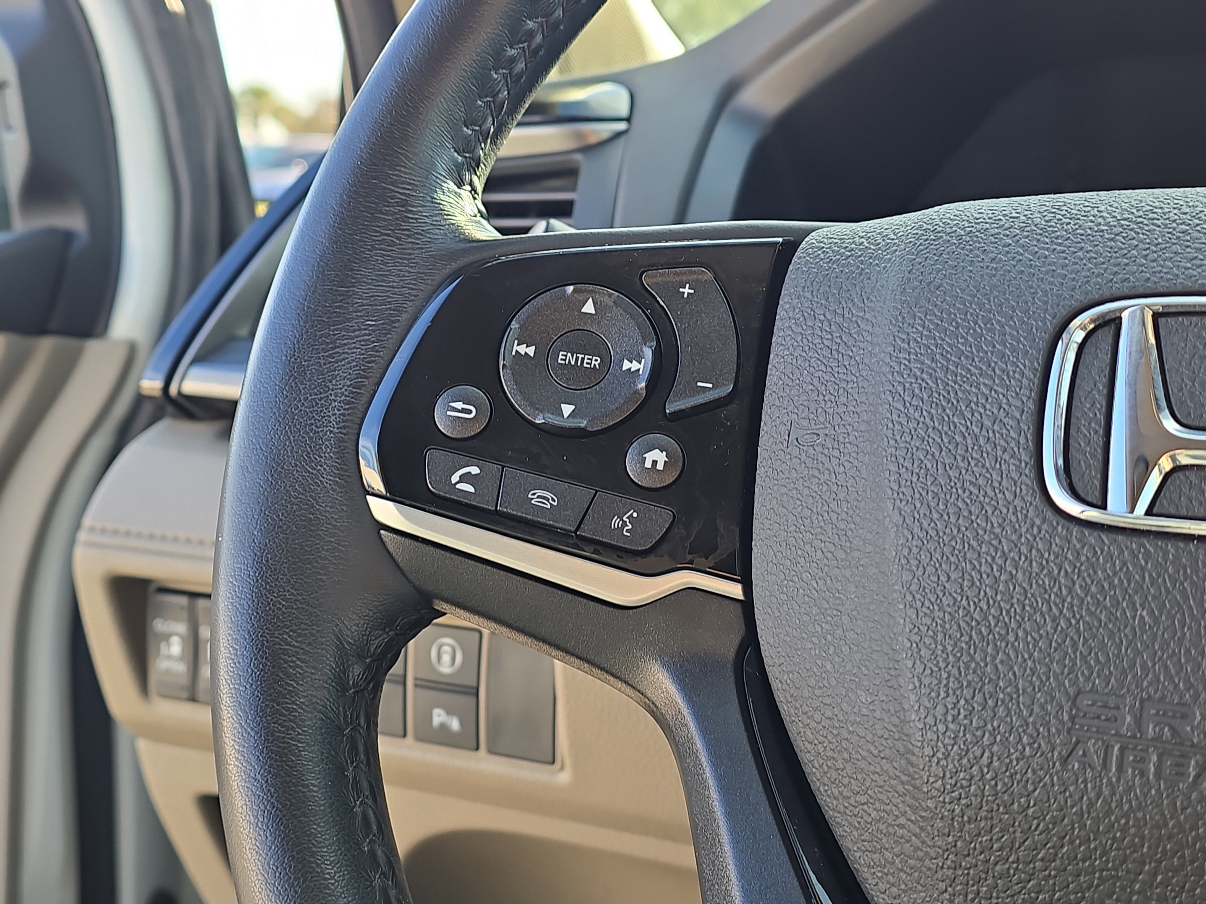 Used 2023 Honda Odyssey Elite image 26