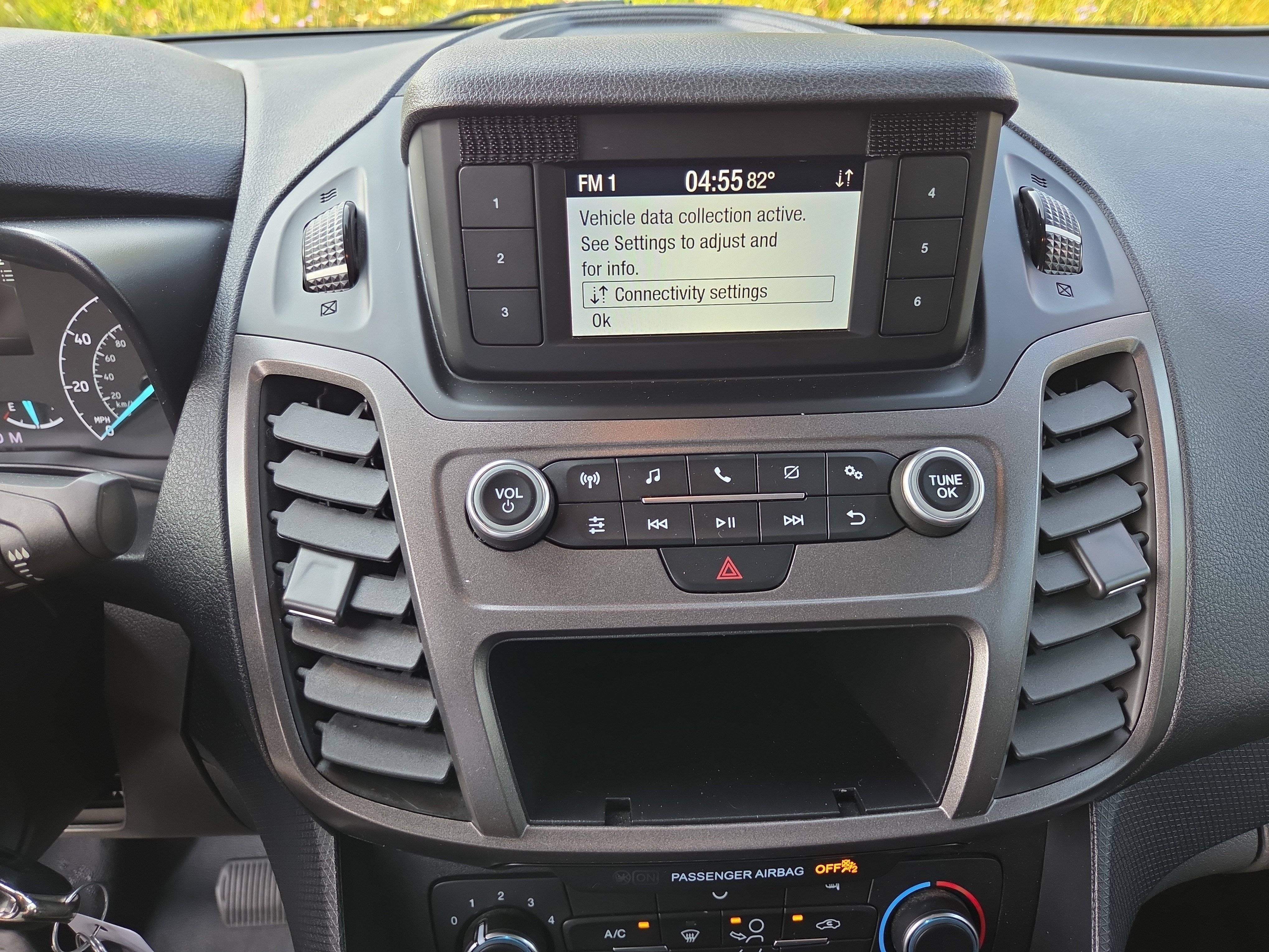Used 2023 Ford Transit Connect XL FWD image 24