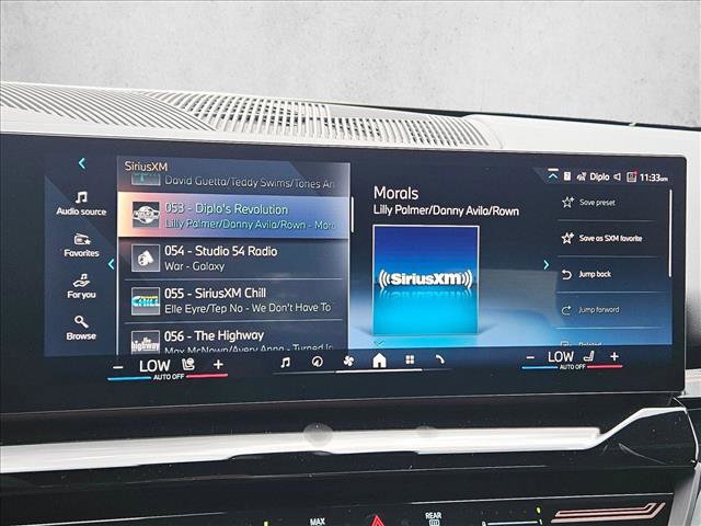 Used 2026 BMW 530i w/ M Sport Package image 12