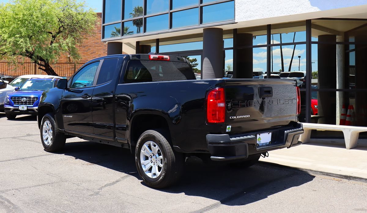 Used 2022 Chevrolet Colorado LT w/ Fleet Safety Package RWD image 9