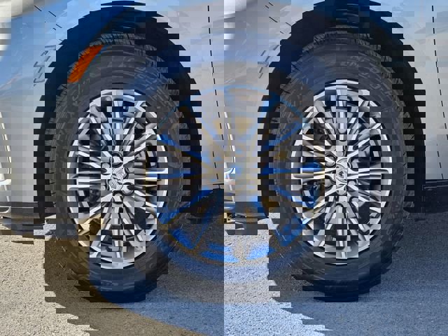 Used 2024 Buick Enclave Premium image 12