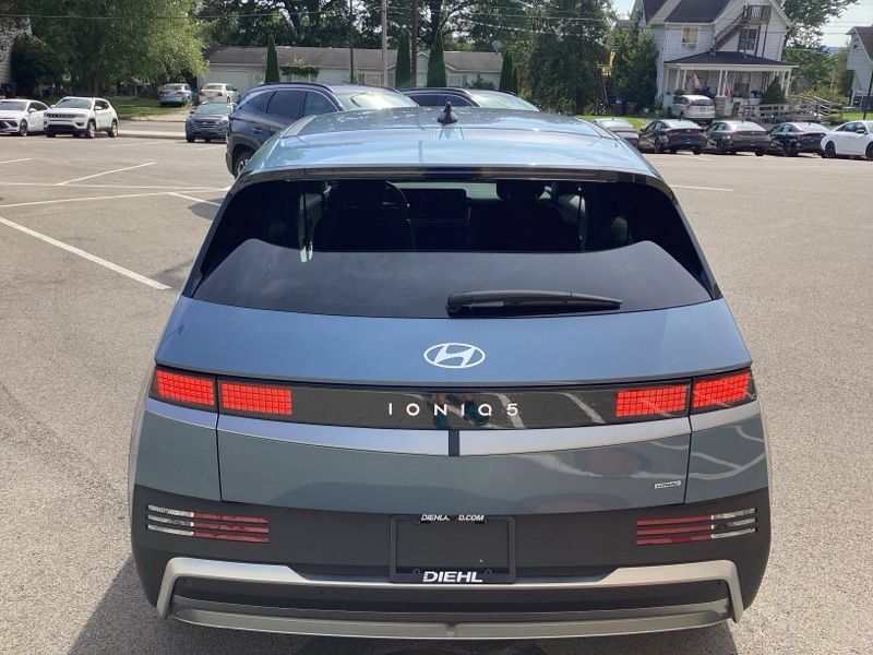 New 2027 Hyundai Ioniq 5 SE AWD/4WD image 8