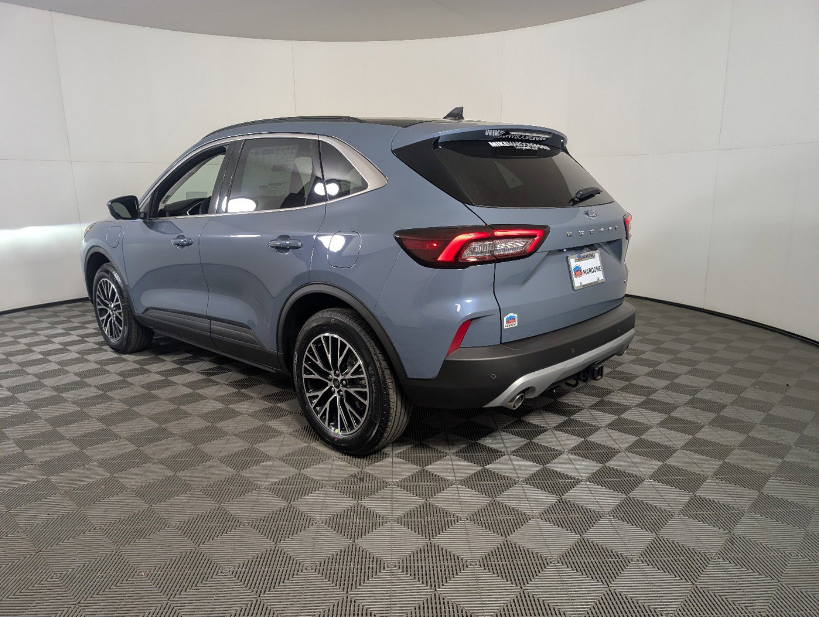 New 2025 Ford Escape SE w/ PHEV Premium Package image 4