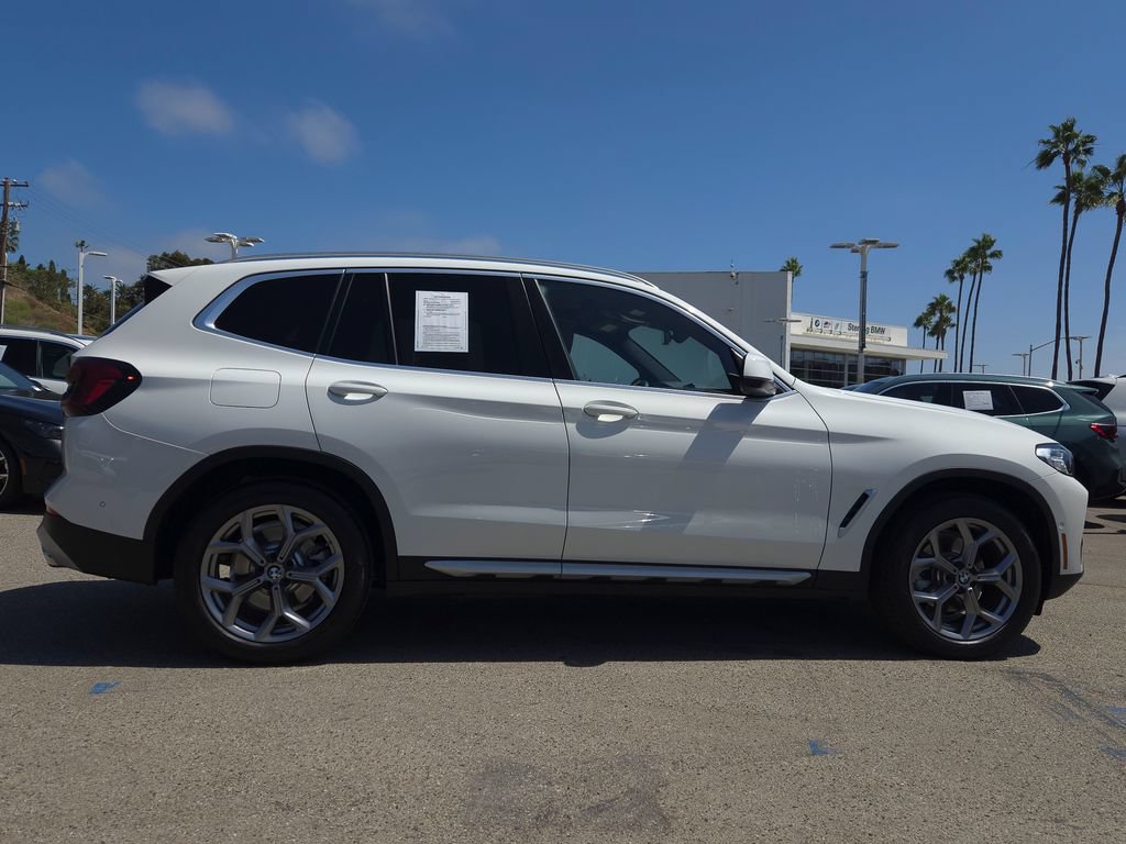 Used 2024 BMW X3 xDrive30i w/ Convenience Package w/ZPA AWD/4WD image 4