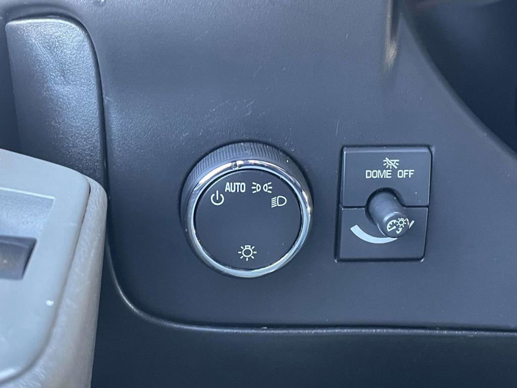 Used 2015 Chevrolet Express 2500 Work Van image 22