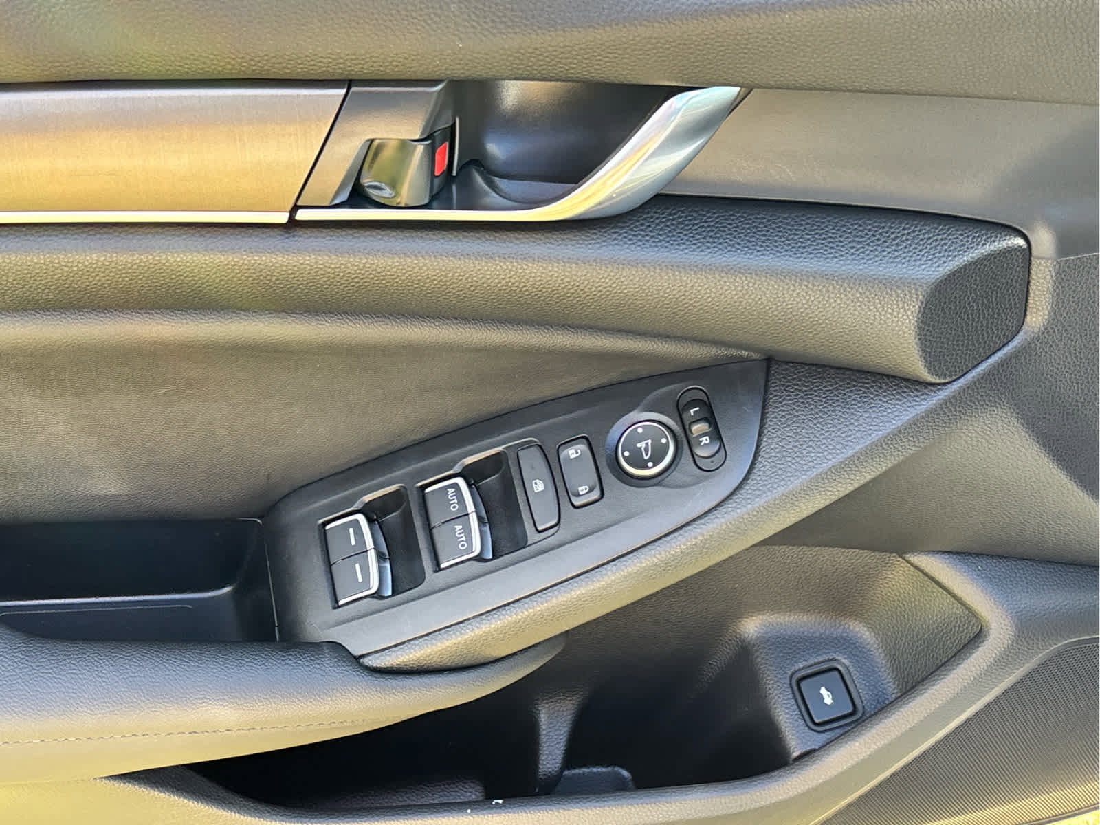 Used 2019 Honda Accord LX image 20