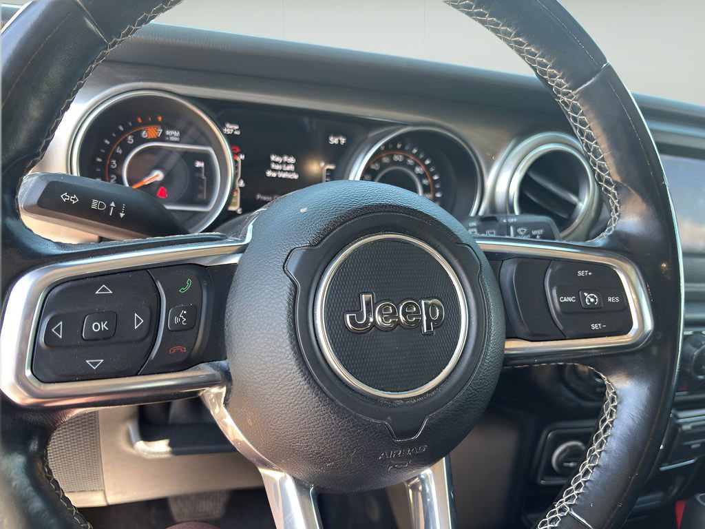 Used 2020 Jeep Wrangler Unlimited Sahara AWD/4WD image 19