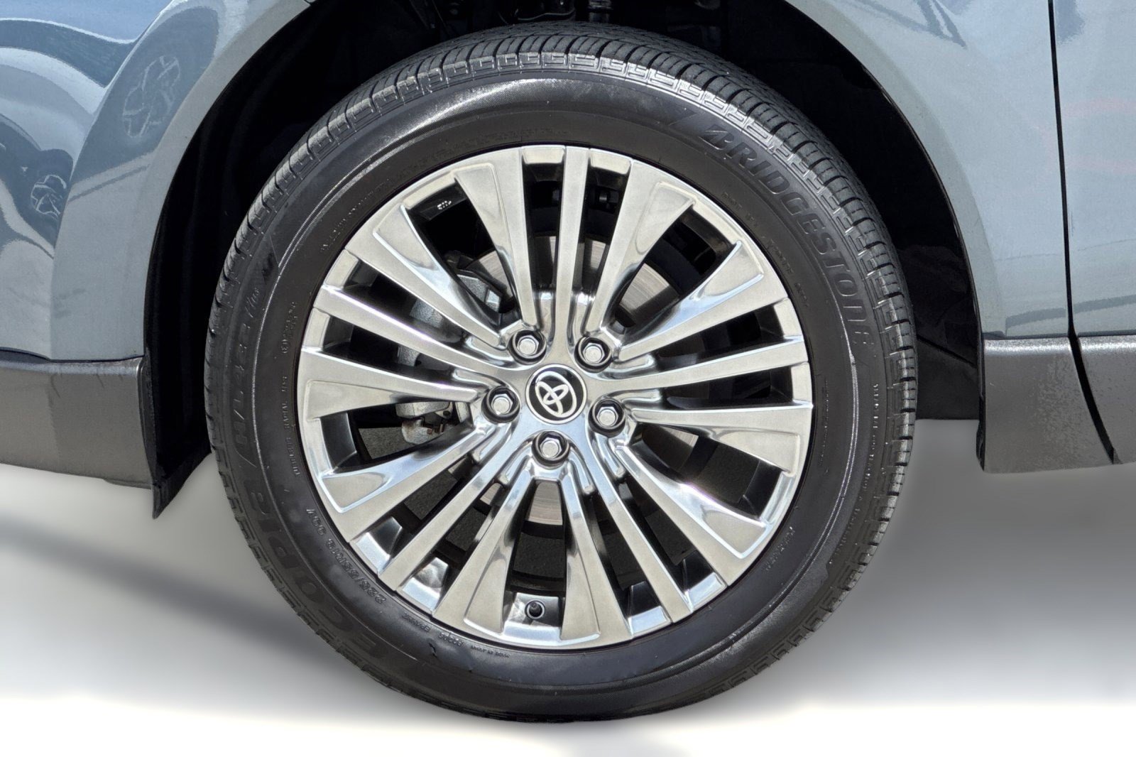 Certified 2024 Toyota Venza Limited AWD/4WD image 10