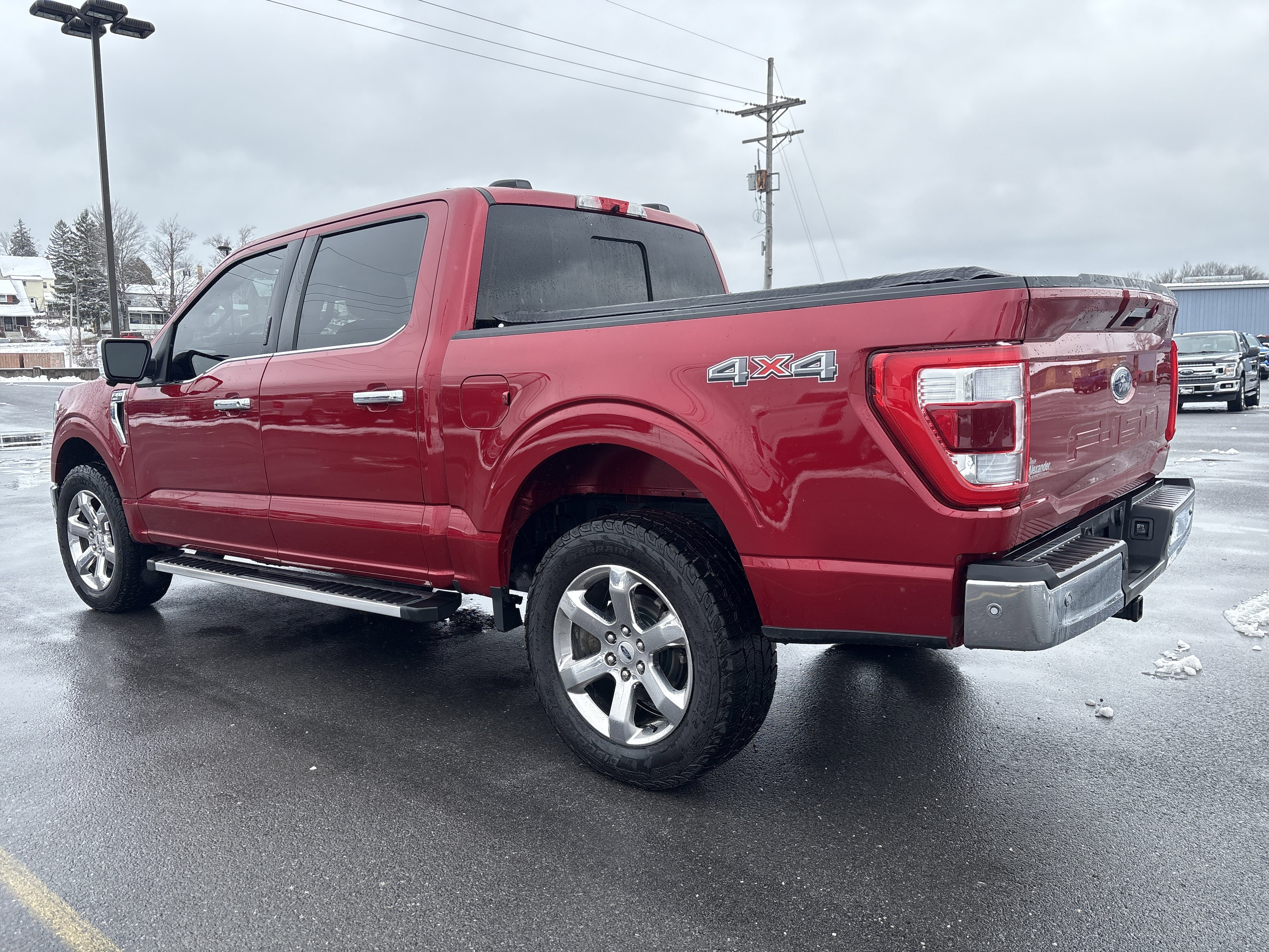 Used 2022 Ford F150 Lariat w/ Equipment Group 502A High image 6