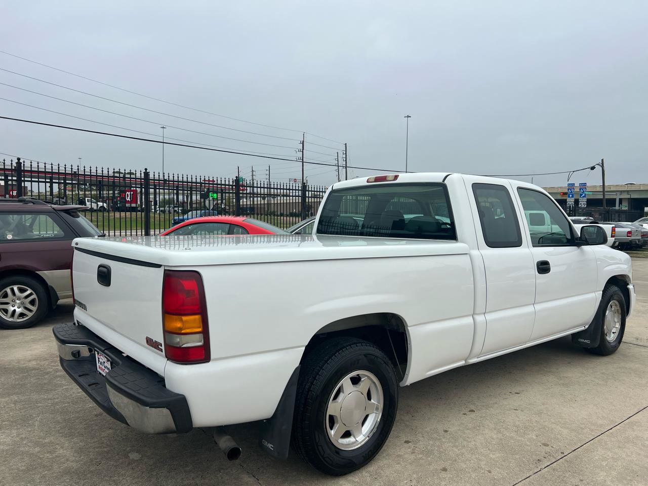 Used 2003 GMC Sierra 1500 2WD Extended Cab w/ Exterior Appearance Package image 38